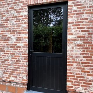 Juni 2025 Achterdeur